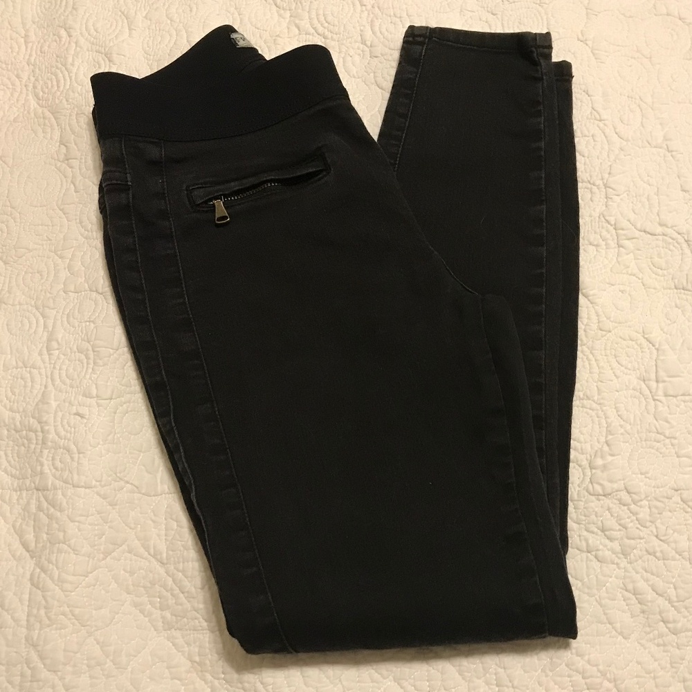 Free People black pull-on 2 pocket skinny jeans (W 27)